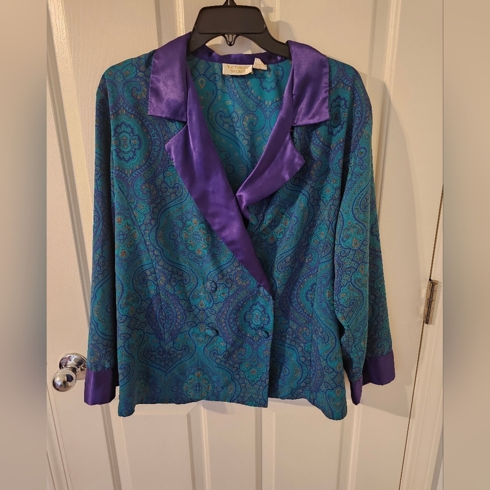 Victoria’s Secret Medium Gold Label Vintage Pajama Top Paisley Size M